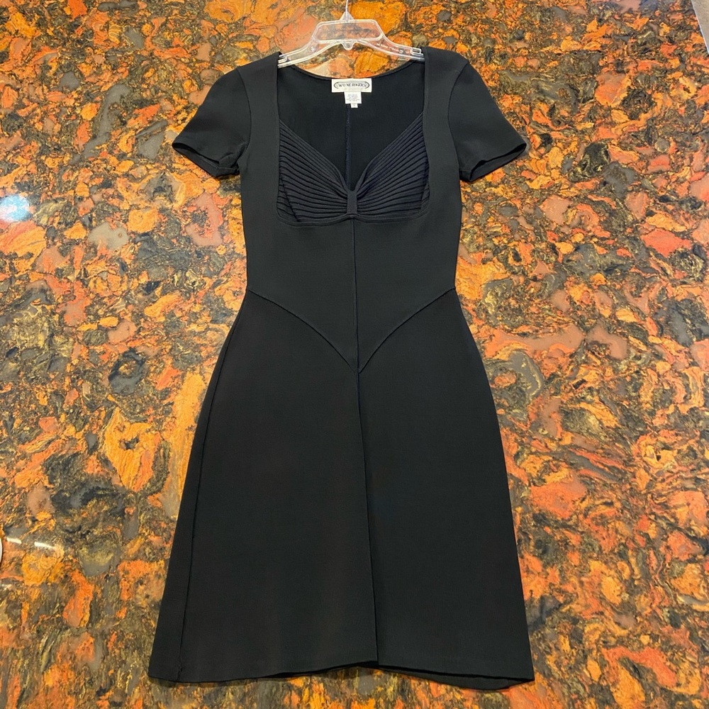 Women’s apparel